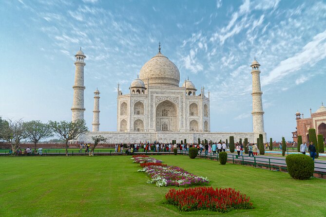 1-Day Trip to The Taj Mahal and Agra with Both side Commercial Flights - Flights, pick-up times, and why 4:00am matters