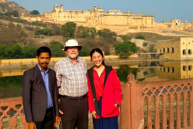 10 Day Private Luxury Golden Triangle with Khajuraho and Varanasi - Delhi days 1-2: Bangla Sahib, Qutub Minar, Jama Masjid, and Old Delhi markets