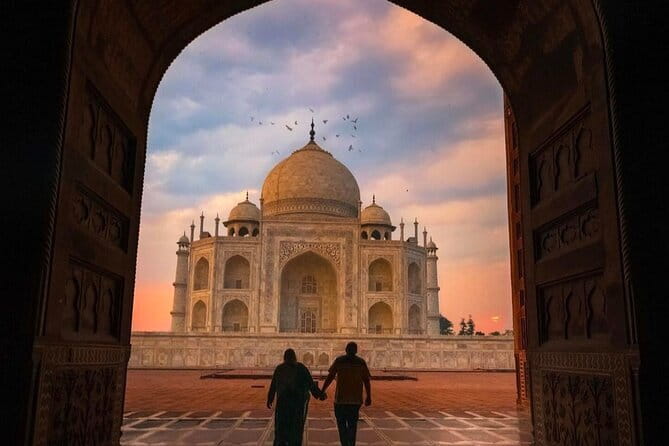 10 Days Private Golden Triangle Tour with Amritsar and Rishikesh - Jaipur temples and viewpoints: Jal Mahal photos, Birla Mandir lattice, and Galtaji’s monkey temple