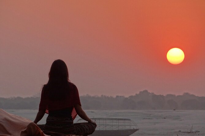 10 Hours Morning Ganges Tour including Sarnath and Ganga Arti - The private guide and vehicle: what you gain