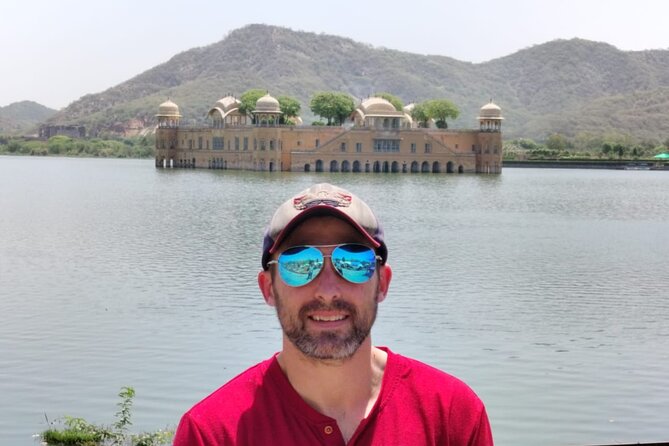 2-Day Private Jaipur City Sightseeing Tour with Six Place - Day 2: Hawa Mahal, Jantar Mantar, and City Palace
