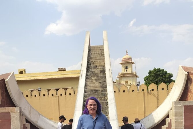 2-Day Private Jaipur City Sightseeing Tour with Six Place - How the guide changes the day: Sarfaraz, Vivek, and Piyush
