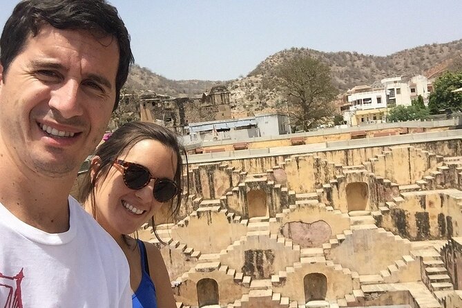 2-Day Private Jaipur City Tour - Day 1 in Amer: Fort, photos, science, and royal palaces