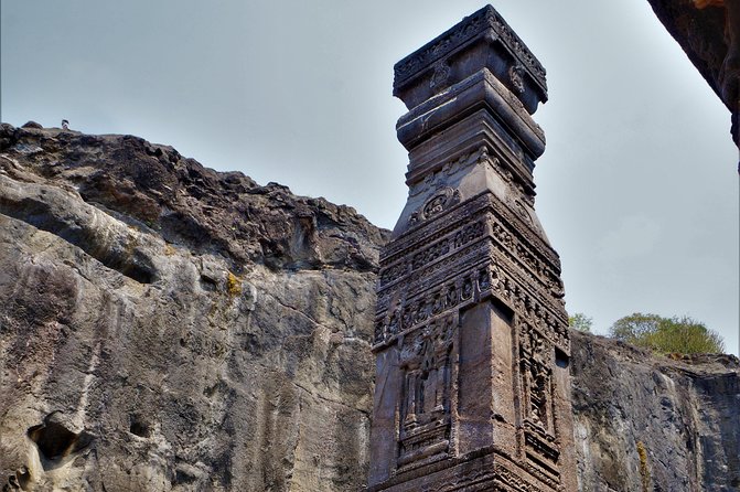 2-days Ajanta Ellora tour package by private cab from Aurangabad - Ajanta exploration: pacing, guides, and that shuttle back