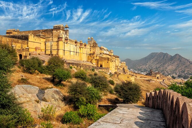 2 Days Private Golden Triangle Tour to Agra and Jaipur From Delhi - Taj Mahal visit: the photos, the story, and the daily schedule reality