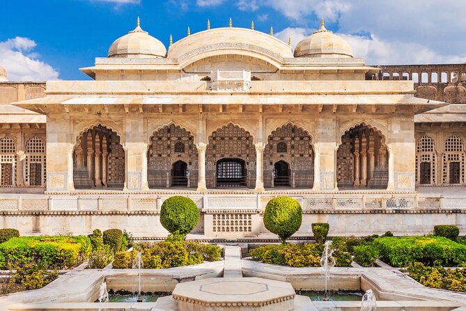 2 Days Private Golden Triangle Tour to Agra and Jaipur From Delhi - Agra Fort: Mughal power in stone and scale