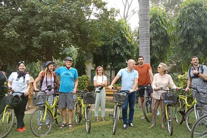 3.5-Hours South Delhi Private Bike Tour with Lodi Art District - Lodi Art District Murals and the Stories Behind the Walls