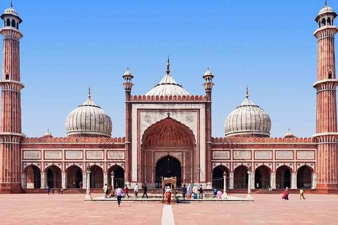 3-Day Delhi, Agra and Jaipur Private Tour - India Golden Triangle - Day 1 in Delhi: Qutub Minar, Humayun’s Tomb, Jama Masjid, and that Old Delhi rickshaw