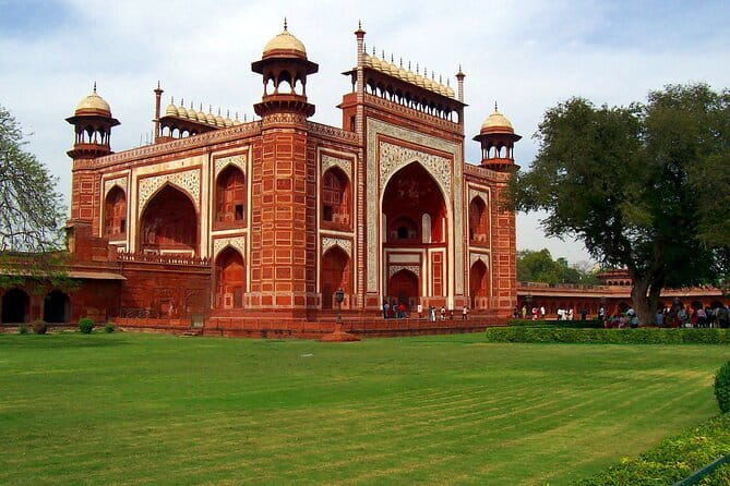 3-Day Golden Triangle Luxury Tour from Delhi to Agra and Jaipur - Golden Triangle in 3 days, why this route works