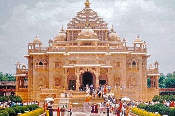 3-Day Golden Triangle Luxury Tour from Delhi to Agra and Jaipur - Money talk: $190.50 value, plus the entry-ticket reality
