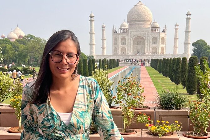 3-Day Luxury Private Golden Triangle Tour – Delhi, Agra & Jaipur - Day 1 in Delhi: UNESCO towers, Mughal tombs, and market time before Agra