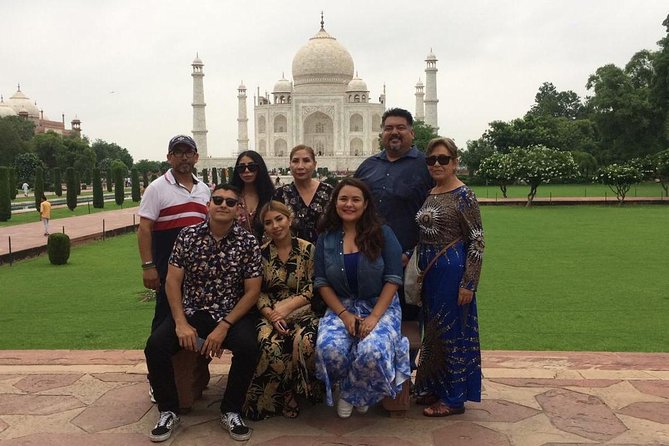 3-Day Private Luxury Golden Triangle Tour to Agra and Jaipur From New Delhi - Small schedule gotchas: Taj Mahal closures, Lotus Temple Mondays