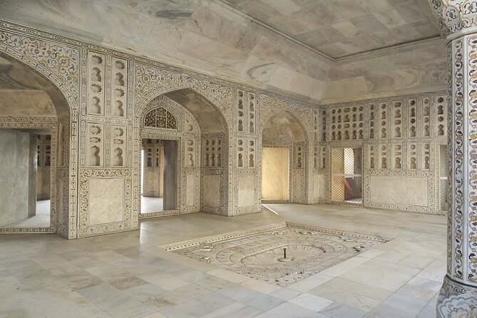 3 Days Private Golden Triangle Tour: Delhi, Agra And Jaipur From Delhi - Day 2 Agra to Jaipur: sunrise Taj Mahal and the fort-and-capital combo