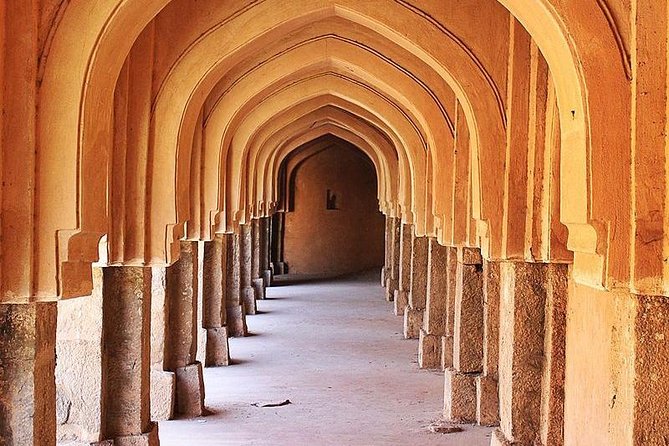 3-Hour Mehrauli Archaeological Park Ruins Walking Tour Delhi - A 2 to 3 Hour Walk Through Mehrauli’s Ruins