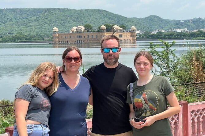 4 Days Luxury Golden Triangle Tour to Agra and Jaipur From Delhi - Day 2 in Agra: sunrise Taj Mahal plus Agra Fort and Baby Taj