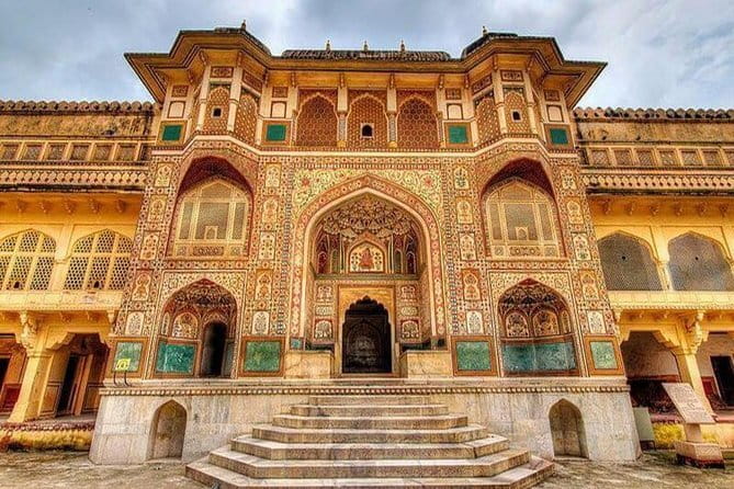 4 Days Luxury Golden Triangle Tour to Agra and Jaipur From Delhi - Who this tour is best for, and where you might adjust