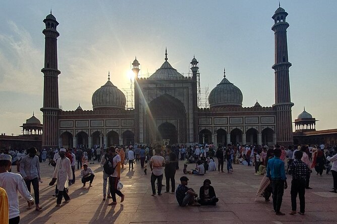 4 Days Private Golden Triangle Tour to Agra and Jaipur from Delhi - Day 2 Agra and the sunrise Taj Mahal, plus where the real value hides