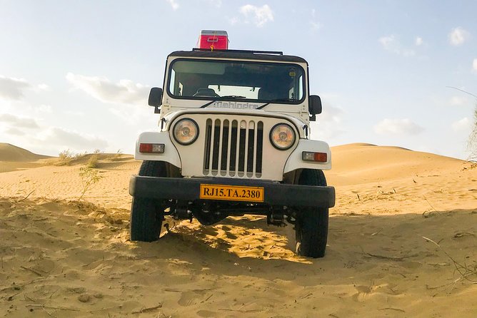 4x4 Jeep Desert Safari (NO Camel) - Pickup, timing, and the small-group advantage in Jaisalmer