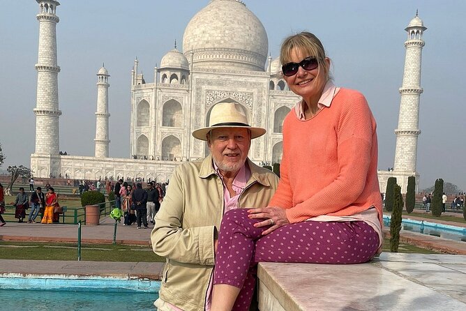 5 Day Private Luxury Golden Triangle Tour to Delhi Agra Jaipur - Day 1 in Delhi: Red Fort and Qutub Minar, plus the calmer monuments