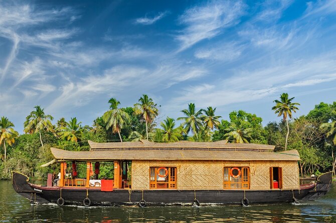 5 Days Kerala Tour with Private Car Houseboat Munnar and Thekkady - Day 5 in Cochin: Fort Kochi essentials without the chaos