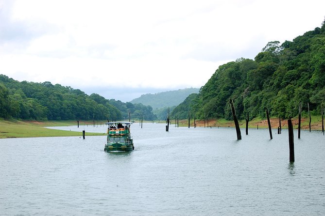 5 Days Private Kerala Tour Package by Saffron India Tours - Comfort and timing: why the private A/C vehicle matters