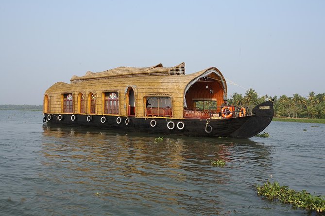 5 Days Private Kerala Tour with Houseboat by Sanguine Holidays - Day 1: Waterfalls near Cheeyappara and Valara