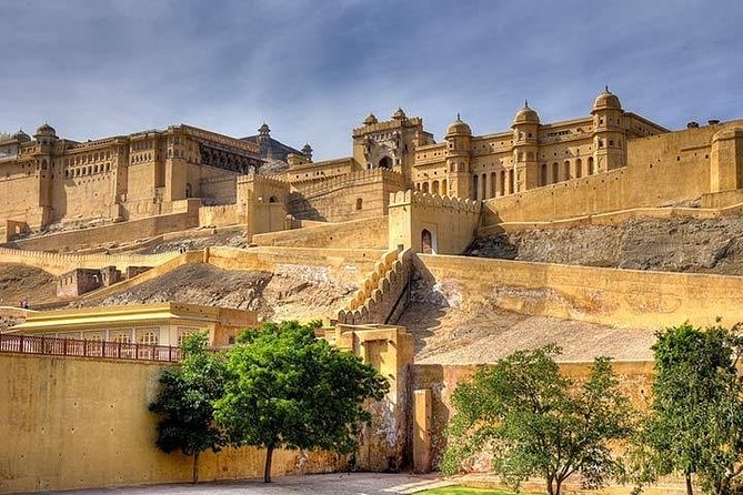 6 Day Delhi Agra Jaipur Udaipur Tour-Golden Triangle with Udaipur - Day 4: The drive to Udaipur, City of Lakes