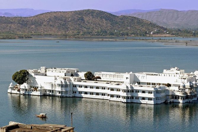 6 Day Delhi Agra Jaipur Udaipur Tour-Golden Triangle with Udaipur - Transport, guides, and the names behind the service