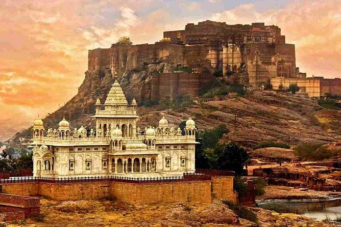 7 Day Delhi Agra Jaipur Jodhpur Udaipur Tour-Taj Mahal At Sunrise - Day 5 to Udaipur: Ranakpur Jain Temple on the Way, Then City of Lakes Arrival