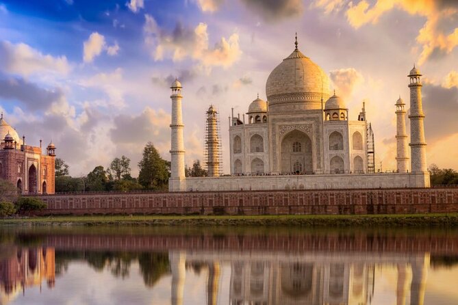 7 Day Golden Triangle Tour { Delhi Agra Jaipur Tour } - Day 4 in Jaipur: Amber Fort, Hawa Mahal, Jal Mahal, City Palace, and Jantar Mantar
