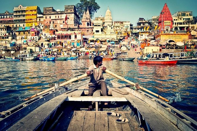 9 - Days Private Golden Triangle Tour with Khajuraho & Varanasi - Agra: Taj Mahal plus Agra Fort, with a battery van speed-up