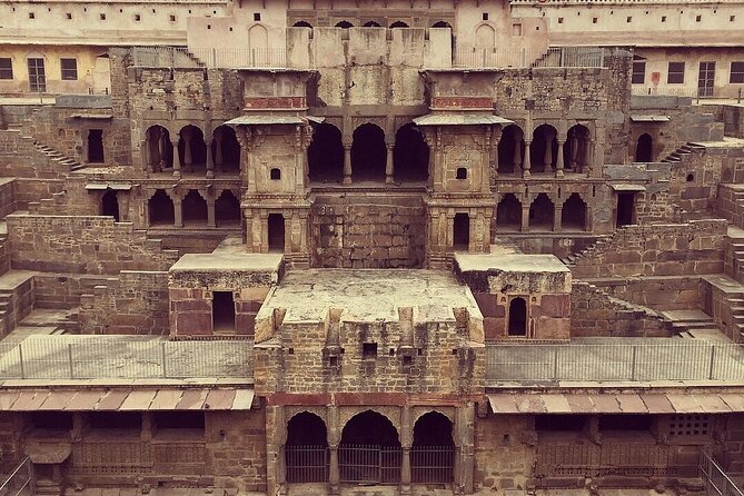 Abhaneri Chand Baori Stepwell Day Tour from Jaipur - Galtaji Monkey Temple: a living complex in a narrow valley