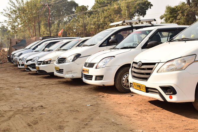 Affordable Bangalore Airport Transfer - Sedan vs SUV: Comfort, Space, and Luggage Handling