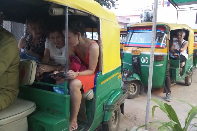 Agra: 6 Hour Tuk-Tuk / Rickshaw Tour - Tuk-tuk logistics: why this ride style makes sense in Agra