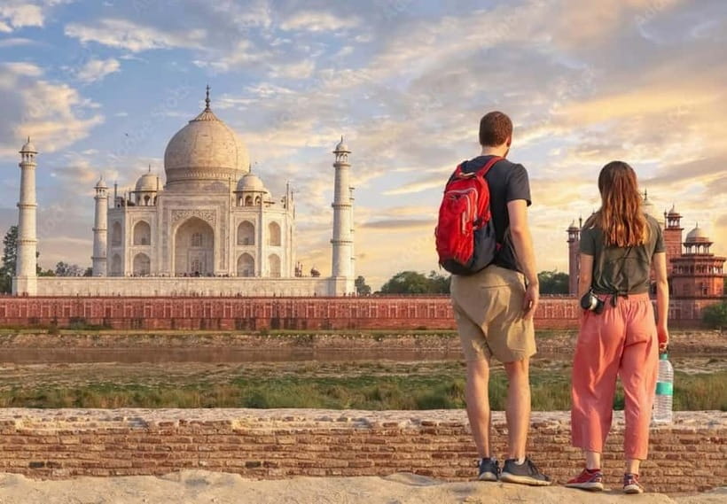Agra: Baby Taj and Mehtab Bagh Sunset Viewpoint Tour - Pickup anywhere in Agra, in a private AC car