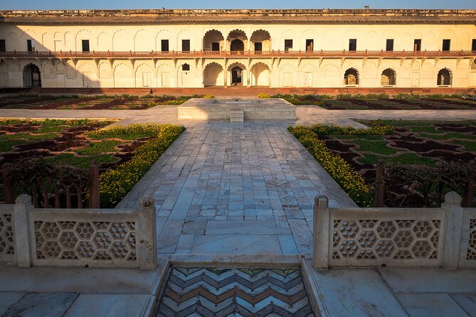 Agra Day Tour with Taj Mahal Sunrise and Sunset - Agra Fort: Mughal architecture with room to breathe