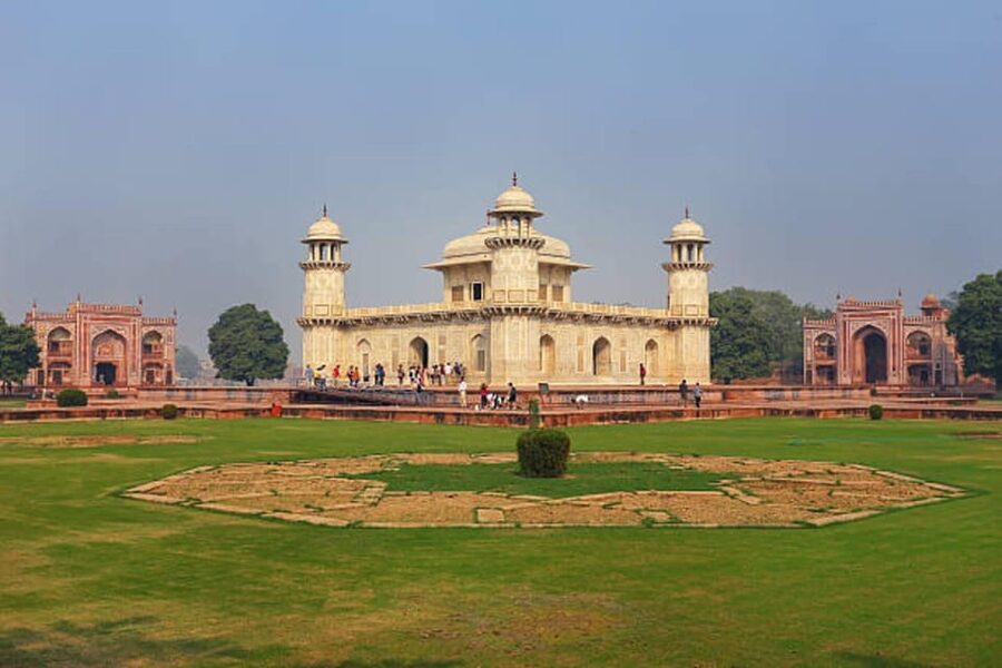 Agra fort, Baby Taj & Mehtab Bagh Express Ticket With Option - Baby Taj: why the mini-Taj stop is worth it