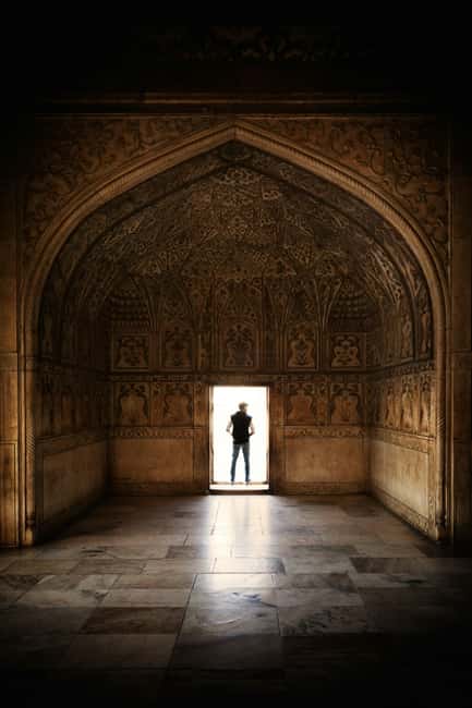 Agra Fort: Guided UNESCO Heritage Walking Tour - Diwan-i-Khas and Jahangiri Mahal: private power and mixed styles