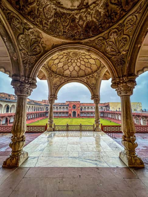 Agra Fort: Guided UNESCO Heritage Walking Tour - Amar Singh Gate, bag checks, and how to get the most out of your time