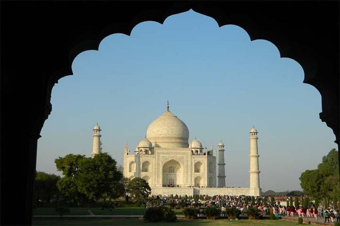 Agra Half-Day Tour of Taj Mahal and Agra Fort - Hotel pickup and private transport, the real value for 4 to 6 hours