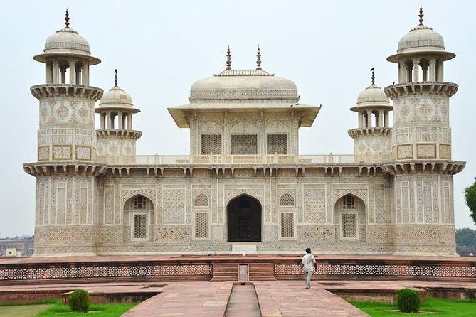 Agra Overnight Tour - How the 2-day Agra plan works, without the rushy feeling