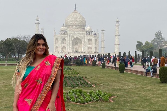 Agra Overnight Tour With 5 Star Hotel - All Inclusive - Getting From New Delhi To Agra in an Air-Conditioned Vehicle