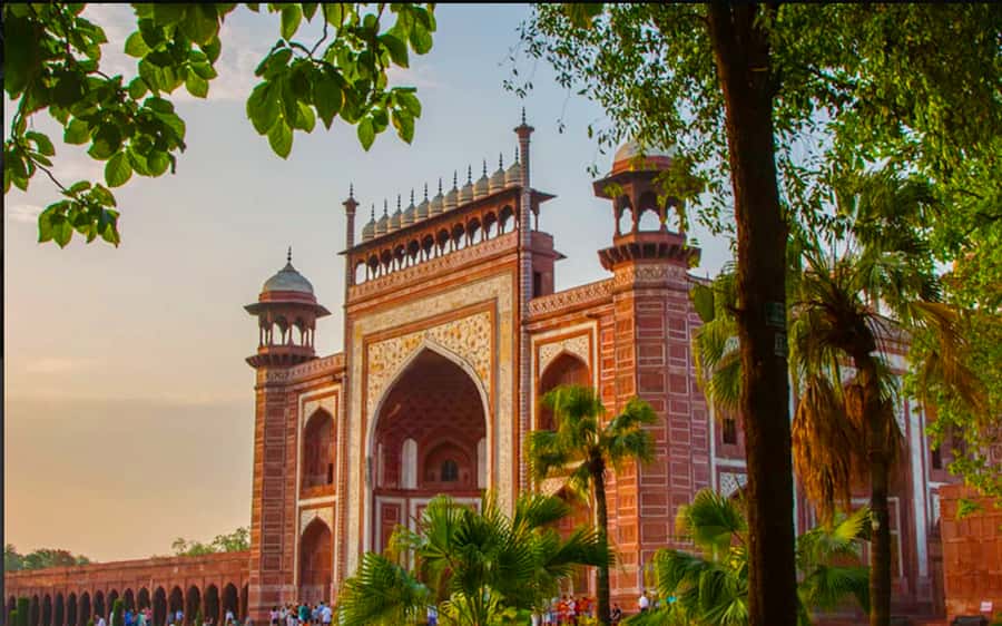 Agra: Premier Tour of Taj Mahal & Agra Fort All Inclusive - Fatehpur Sikri optional add-on, and the timing math