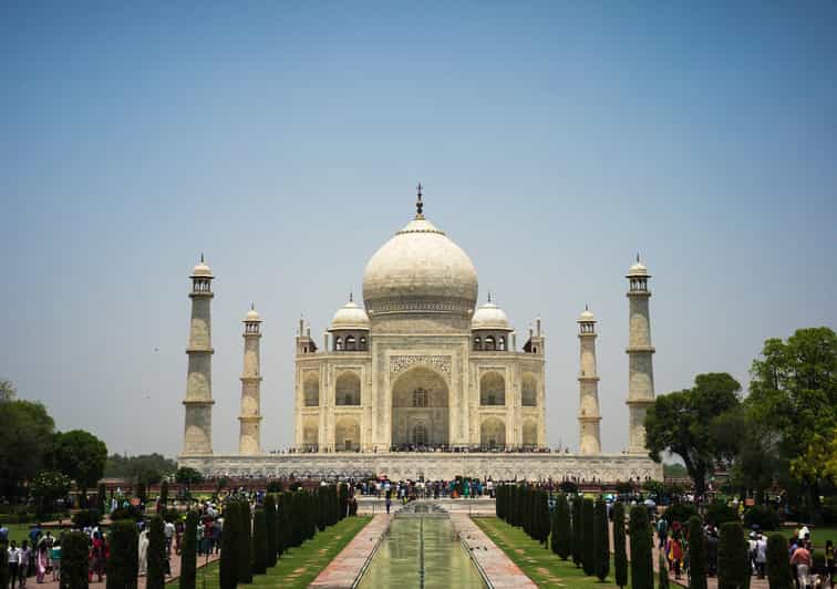 Agra: Skip-the-Line Fast Entry Ticket to the Taj Mahal - Your Agra Pickup, Taxi Options, and a Private 3-Hour Flow