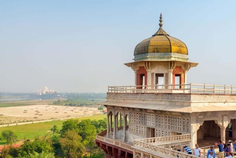 Agra: Skip-the-Line Private Tour of Taj Mahal & Agra Fort - Entering the Taj Mahal without the long wait