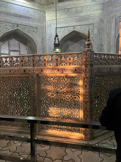 Agra: skip-the-line Sunrise Taj Mahal with Mausoleum Tour - Sunrise Taj Mahal, Mausoleum Option, and Photo-Friendly Guidance