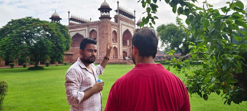 Agra: Taj Mahal, Agra Fort & Fatehpur Sikri Guided Tour - Agra Fort Walkthrough: Mughal Power Up Close