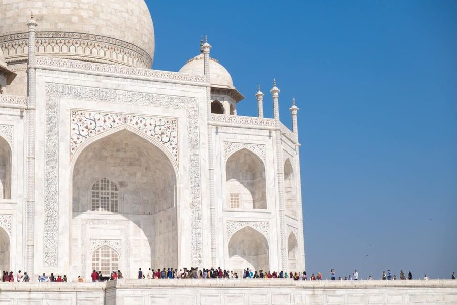 Agra: Taj Mahal Express Entry Tickets - The 2.5-hour guided walk: what to look for when it is not just a postcard