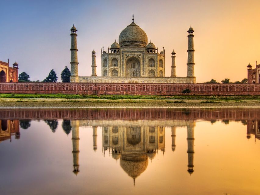 Agra: Taj Mahal with Mausoleum Skip-the-Line tickets & guide - Why timed entry makes the Taj Mahal feel easier