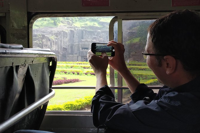 Ajanta Ellora Caves Combo- 2 Day Guided Private Tour - Day 2 at Ellora: Fort, Then Caves, Then the Mini Taj
